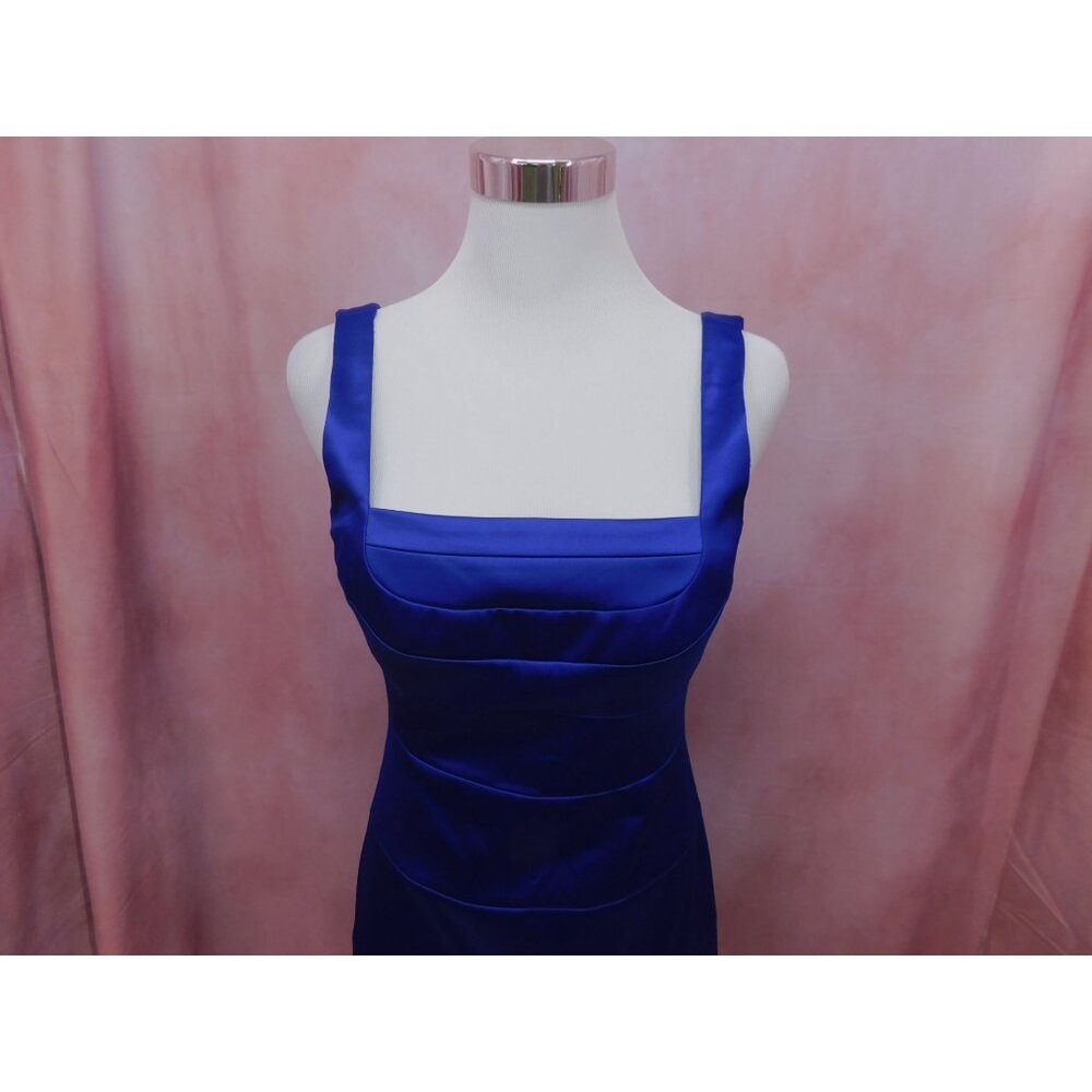 Signature by Sangria Blue Satin Sheath Dress Size 4 Lined Elegant Look - Picture 2 of 10